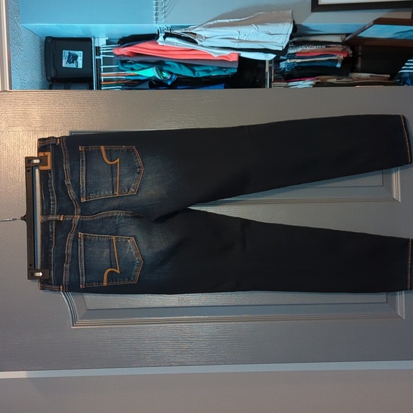 Hi Rise Jegging Super Stretch Jeans - Picture 2 of 4